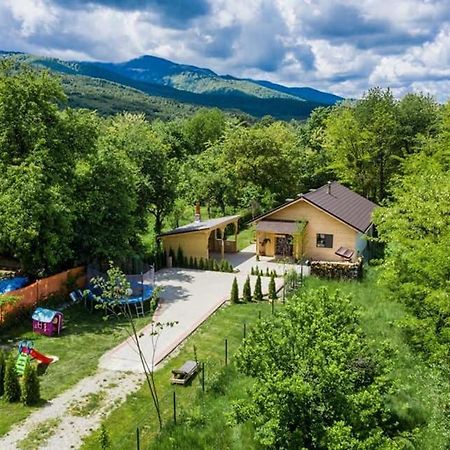 River Residence Chalet 스타치우네아 클리마테리커 슴버타 외부 사진